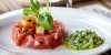 Tartare di manzo bavarese , capperi, acciughe, cipolla di Tropea e salsa verde